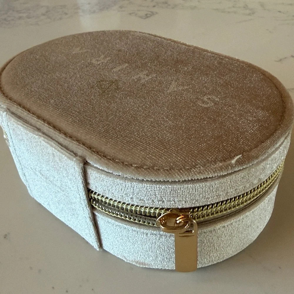 Travel Jewelry Organizer Zippered Storage Case NEW